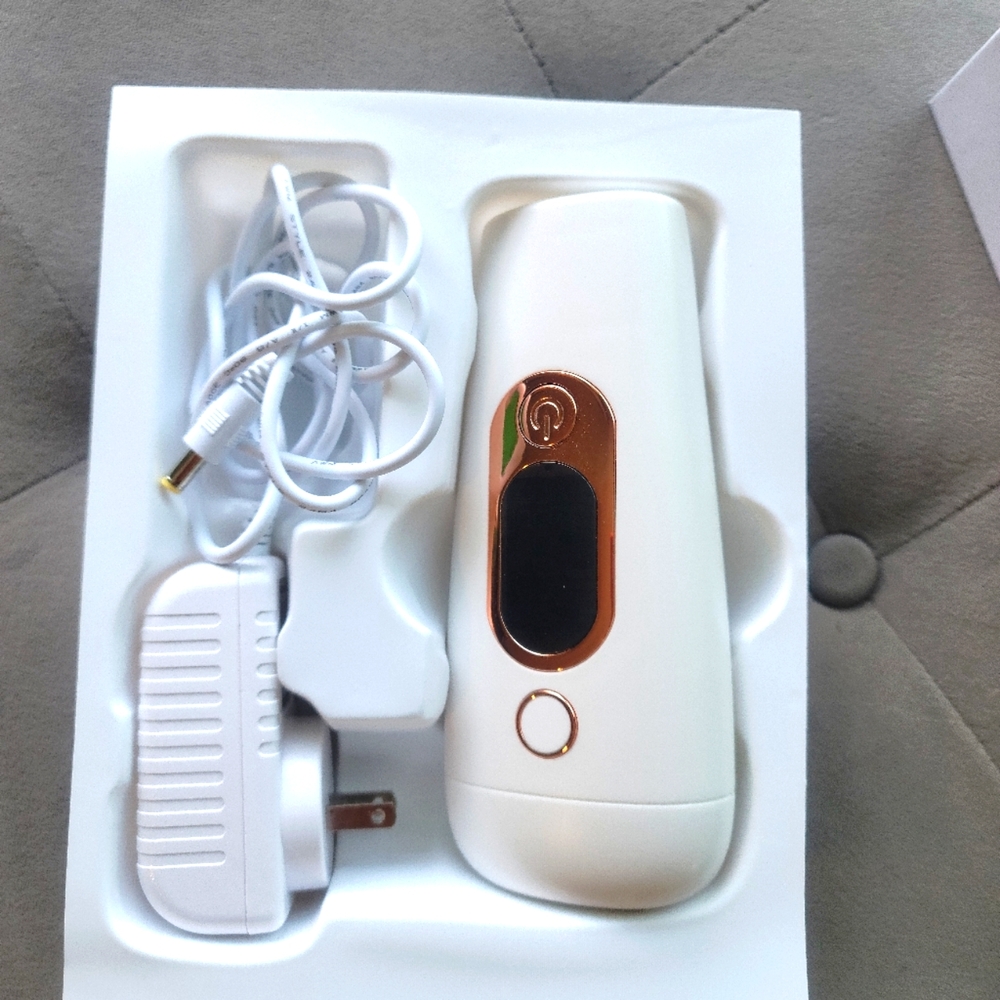 Hair removal device